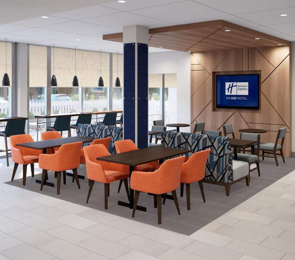 Holiday Express & - - Boise West By Ihg Hotel Meridian